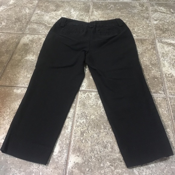 A.N.A. Black Capri pants - Picture 5 of 7